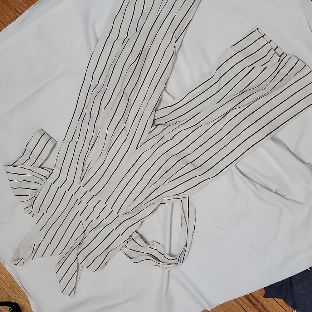 Girl's cropped romper